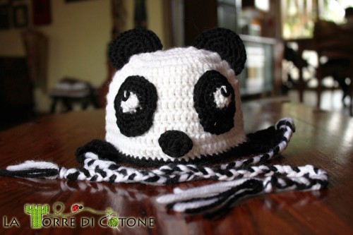 Cappellino a forma di panda per bambini all'uncinetto, pattern