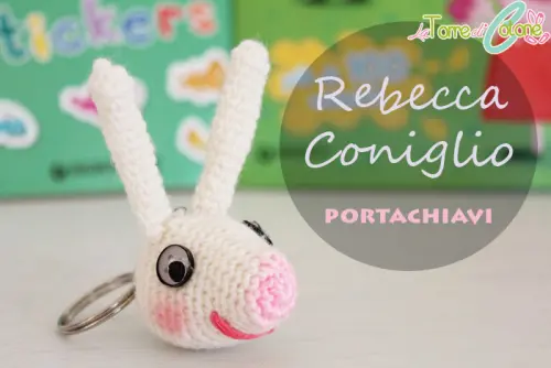 Per la Festa di Peppa, lo schema di Rebecca Coniglio amigurumi Portachiavi