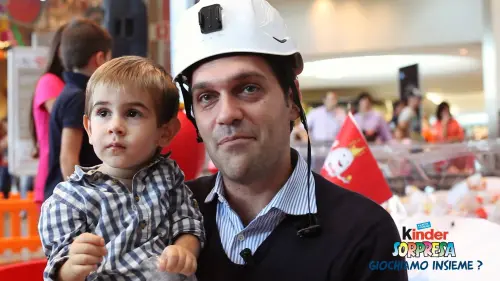 #giochiamoinsieme con Kinder Sorpresa ed il nuovo acchiappa gioco in tour