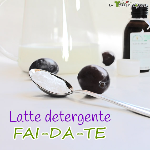 Latte detergente naturale fai da te per la pulizia del viso