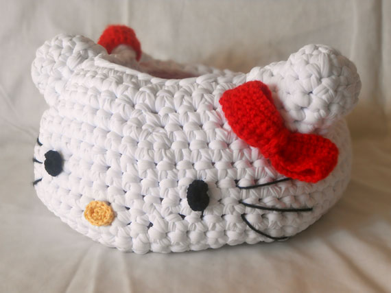 La borsa di Hello Kitty: schema e spiegazioni per realizzarla all'uncinetto