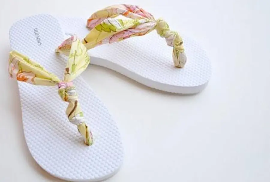 Idee dal web per l'estate: come rinnovare le infradito