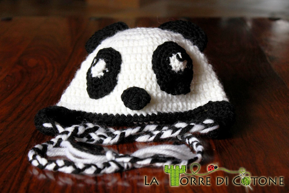 Cappello da Orso panda all'uncinetto