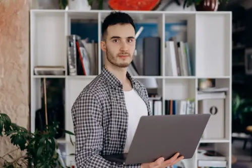 Personal brand dell’imprenditore: significato, errori da evitare e strategie tra business e marketing personale