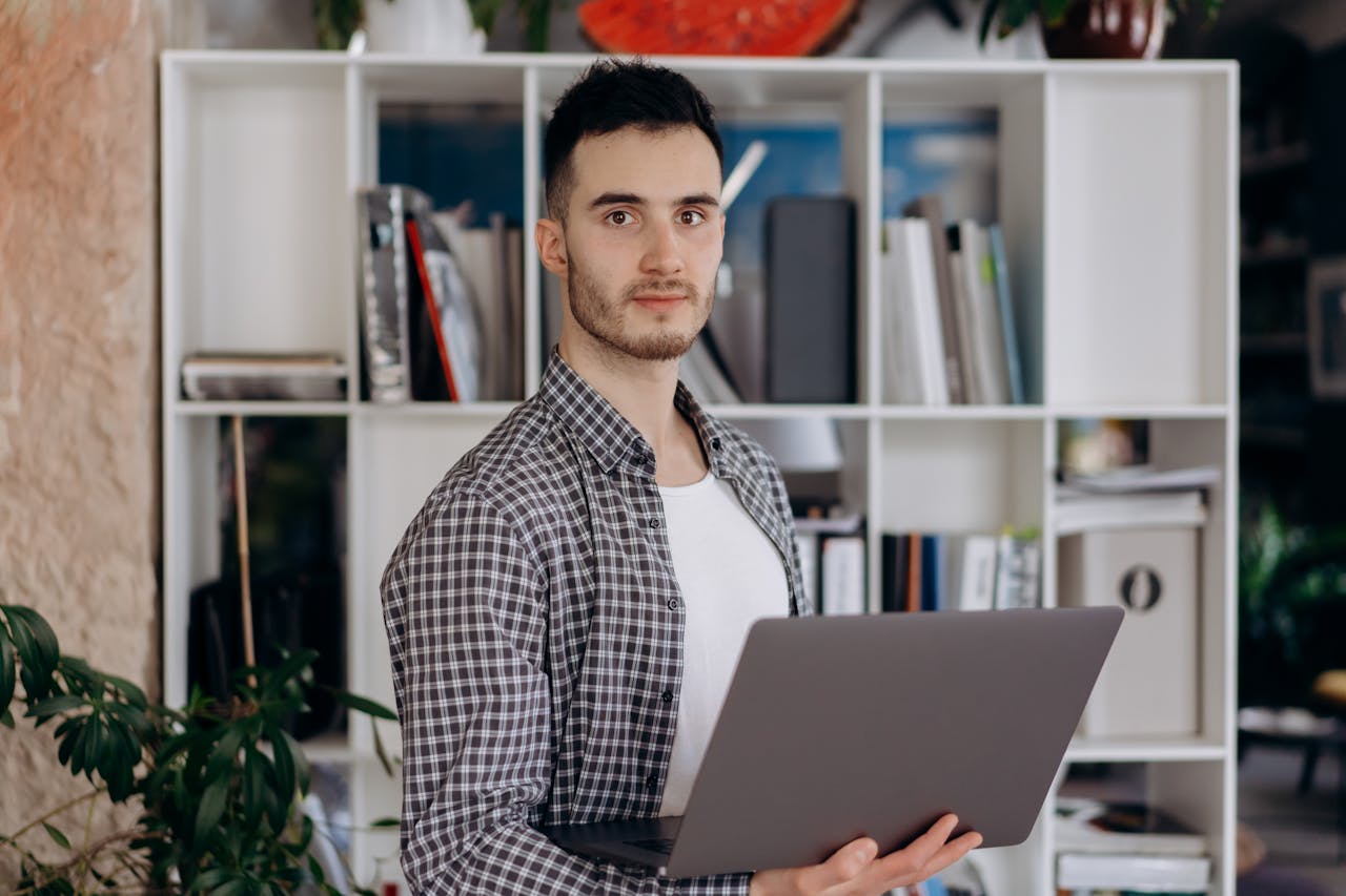 Personal brand dell’imprenditore: significato, errori da evitare e strategie tra business e marketing personale