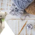 Schemi uncinetto: orsetto con sciarpa